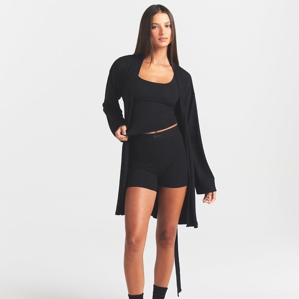 NWT SKIMS soft lounge rib robe size xl black relaxed fit - Picture 3 of 16